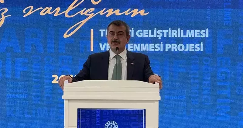 Bakan Tekin: Çocuklarımızın ana dil konusunda eksikliklerinin olmaması gerekiyor