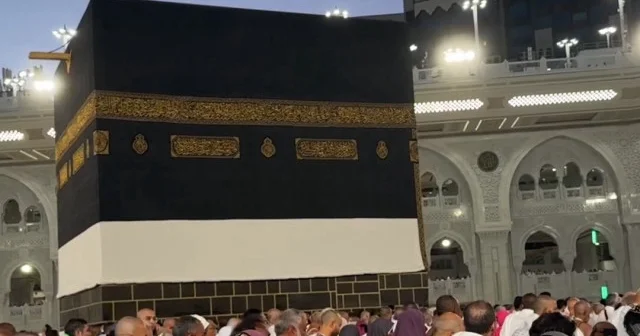 Kutsal topraklardaki hacı adayları Kabe’yi tavaf etti VİDEO İZLE