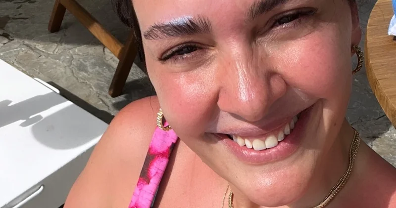 Bergüzar Korel uyardı: Güneş koruyucunuzu sürün Magazin haberleri