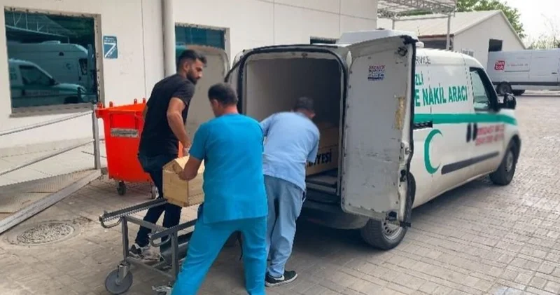 Denizli de iki motosiklet kafa kafaya çarpıştı: 1 ölü, 1 yaralı Son dakika haberleri