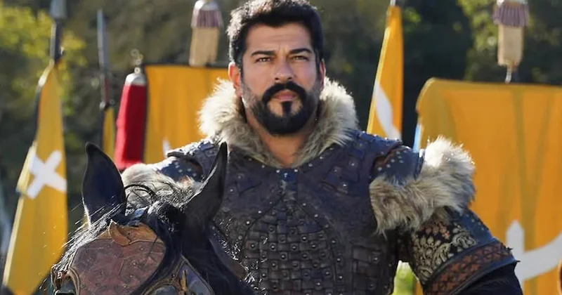 Burak Özçivit ten uzun yıllardır çalıştığı ekibine büyük jest Sözcü Gazetesi