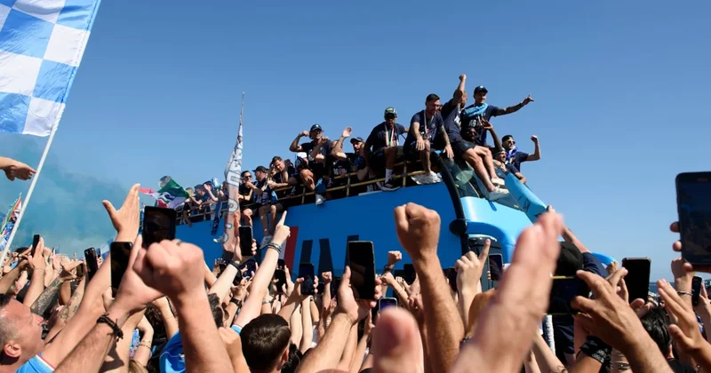 Napoli de kutlamalar devam ediyor Sözcü Gazetesi