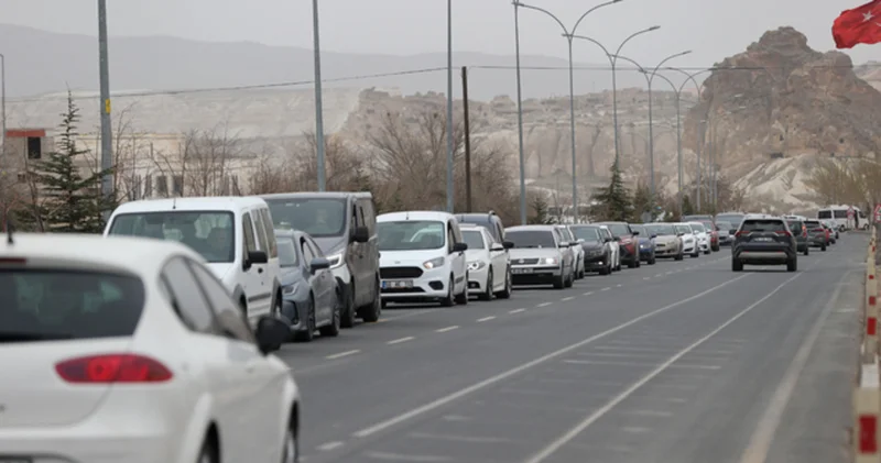 BAYRAM TATİLİ TAKVİMİ 2025: Kurban Bayramı tatili kaç gün oldu? 2025 Bayram tatili ne zaman başlıyor ve bitiyor, uzatıldı mı, 9 gün mü?