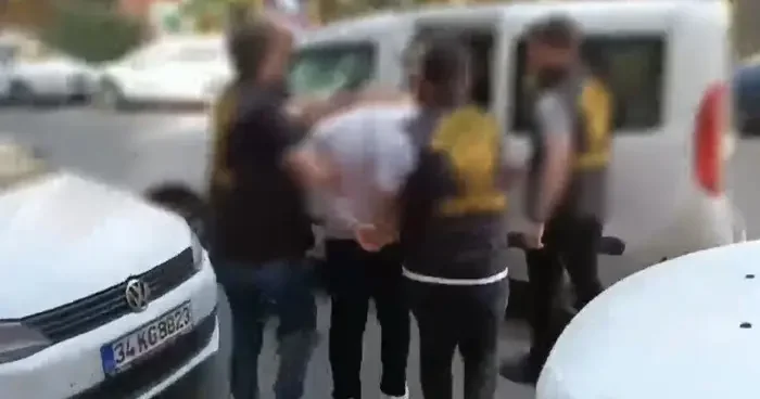 Polislere beybi , müşterilere koli deyip şifreli konuşuyorlardı! Diyarbakır da fuhuş şebekesi çökertildi: Renkli peruk detayı...
