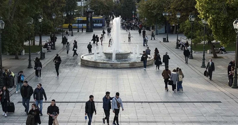 Yunanistan da bakteri alarmı! 9 okulda eğitime ara verildi