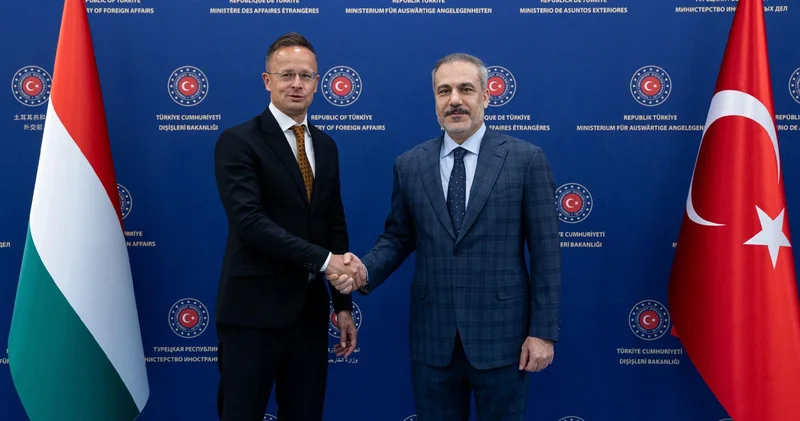 Dışişleri Bakanı Fidan, Macar mevkidaşı ile görüştü
