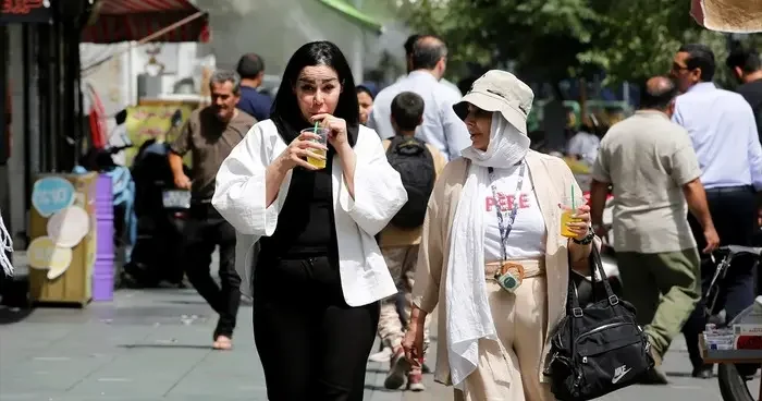 İsrail in saldırılarına uğrayan Tahran’da hayat normale dönüyor