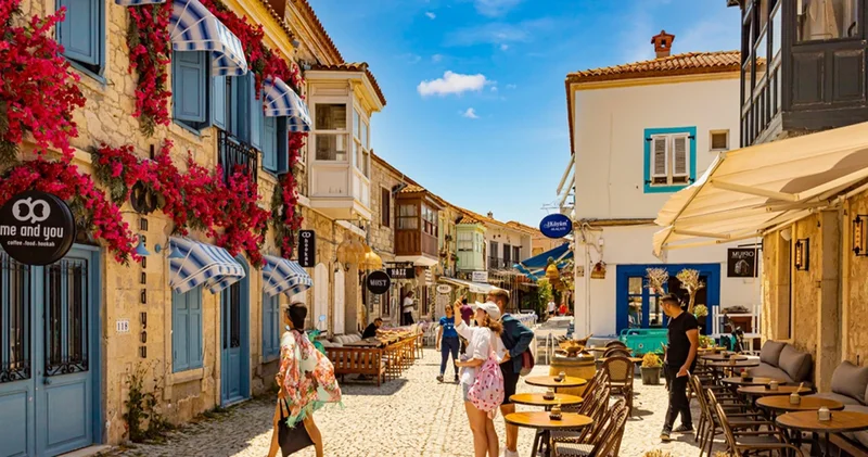 Vatandaşa tatil hayal oldu, turizmciler dertli!