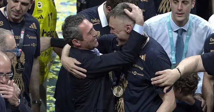 Sarunas Jasikevicius tan şampiyonluk sözleri: 2025 bizim yılımız oldu!