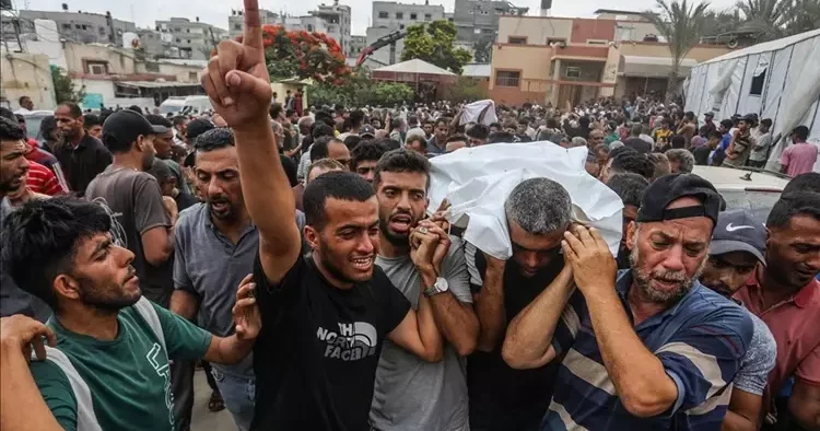 İsrail Gazze ye saldırılarını sürdürüyor: 24 saatte 103 kişi katledildi! Esir ailelerinden Savaşı durdurun çağrısı