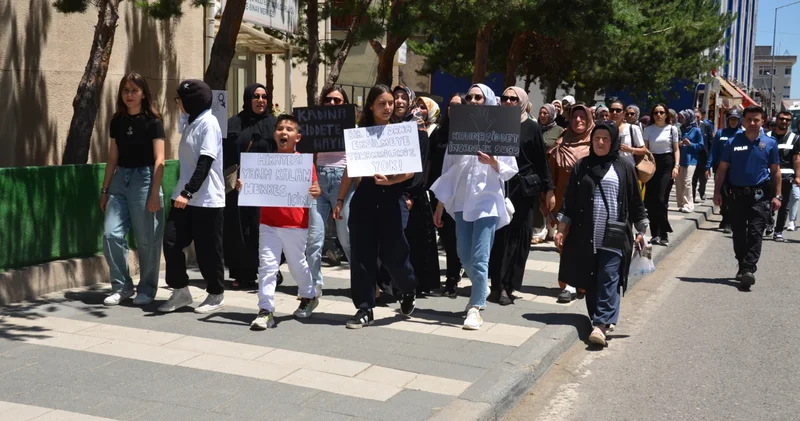 Sivas ta kadınlar Gonca Özdemir için yürüdü