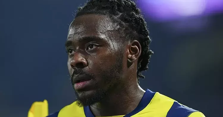 Fenerbahçe den ayrılan Osayi Beşiktaş a transfer oluyor! İşte yapılan teklif