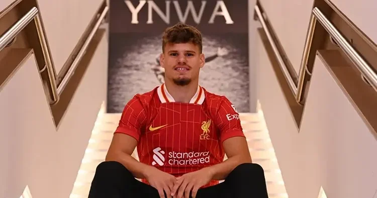 Liverpool da transfer çılgınlığı devam ediyor: Milos Kerkez de imzaladı!