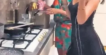 MEVLÜT TEZEL Ölünün ardından takipçi kasmak!