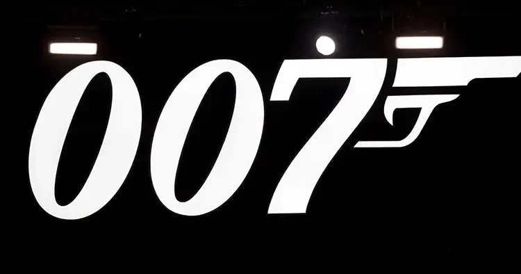 Yeni James Bond filminin yönetmeni belli oldu
