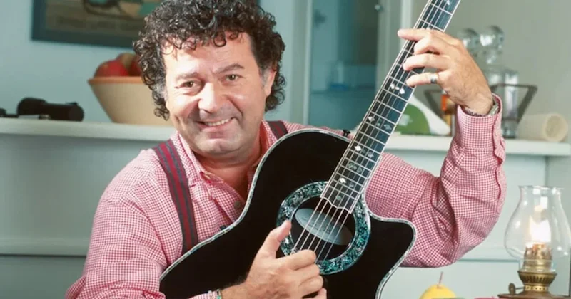 Kayahan, vefatının 10. yılında anıldı... Ünlü isimler şarkılarını seslendirdi Sözcü Gazetesi