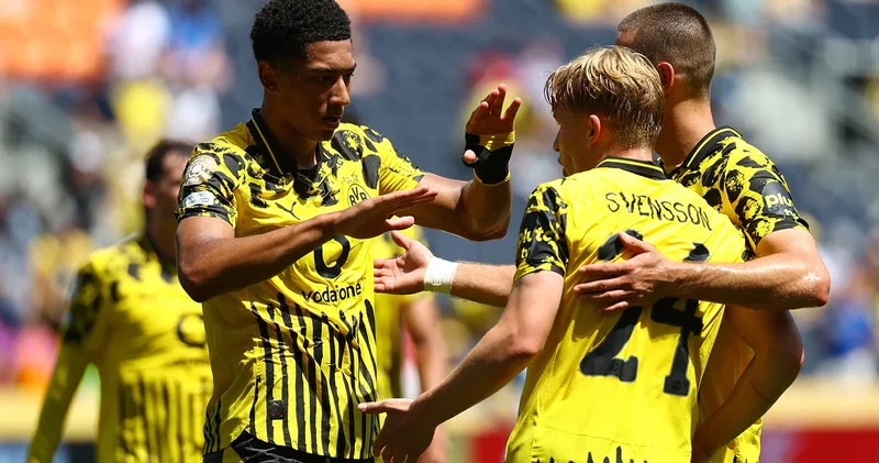 Borussia Dortmund, grubu lider bitirerek son 16 turuna yükseldi