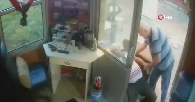 Fenalaşan arkadaşına müdahale etti, ikisi de kalp krizinden öldü