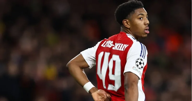 Arsenal da 18 yaşındaki İngiliz futbolcu Myles Lewis Skelly nin sözleşmesi uzatıldı
