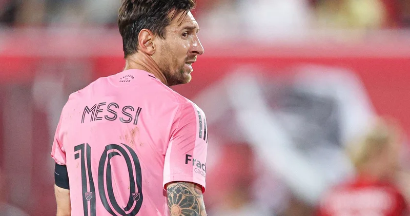 MLS Lionel Messi ye 1 maç ceza verdi, Mascherano çıldırdı: Bu delilik!