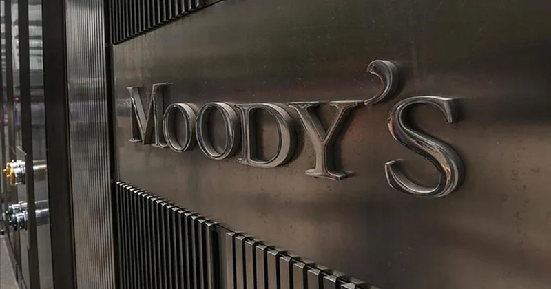 Moody s Türkiye nin kredi notunu yükseltti