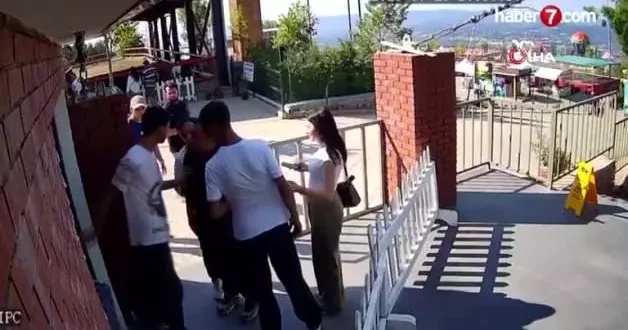 Turistlerin fotoğrafını çekip 2400 TL istediler, karşı çıkan şoförün burnunu kırdılar