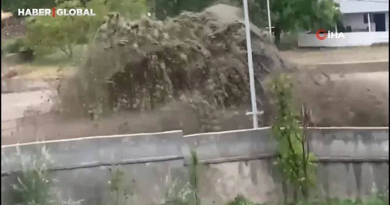 Felaket kamerada: Kars ta selin geliş anı böyle kaydedildi