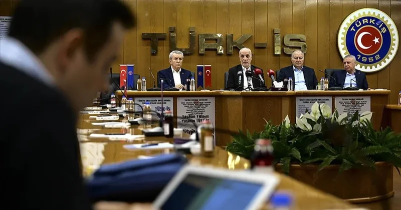 İktidara yakın sendika: Gelecek dönem de iyi geçmeyecek Sözcü Gazetesi
