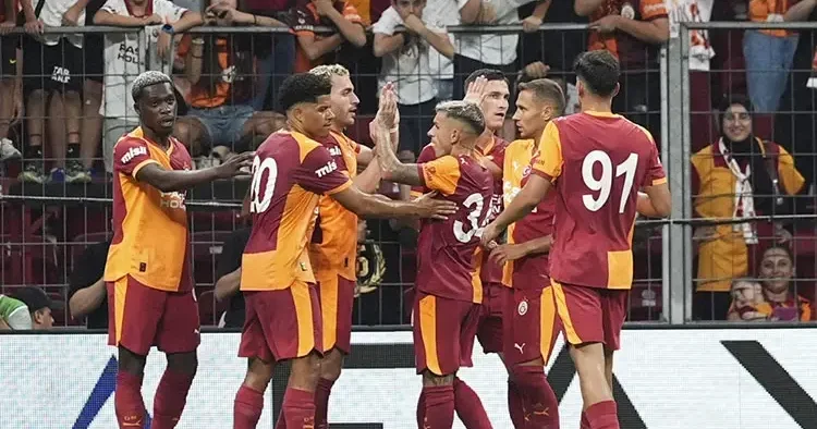 Galatasaray 3 1 RC Strasbourg (Hazırlık maçı)