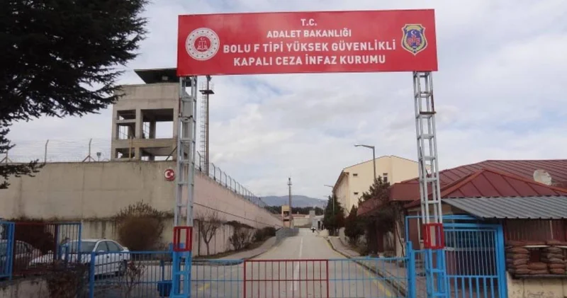 Cezaevindeki kavgada bıçaklanan adam öldü