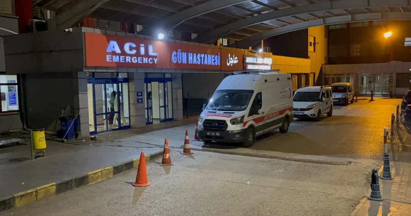 8 kilo altını çalıp polise ateş açtılar! 4 polis yaralandı