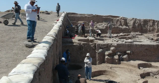 Kilis teki Oylum Höyük te, sıcak havaya rağmen kazı çalışmaları sürüyor Kilis Haberleri