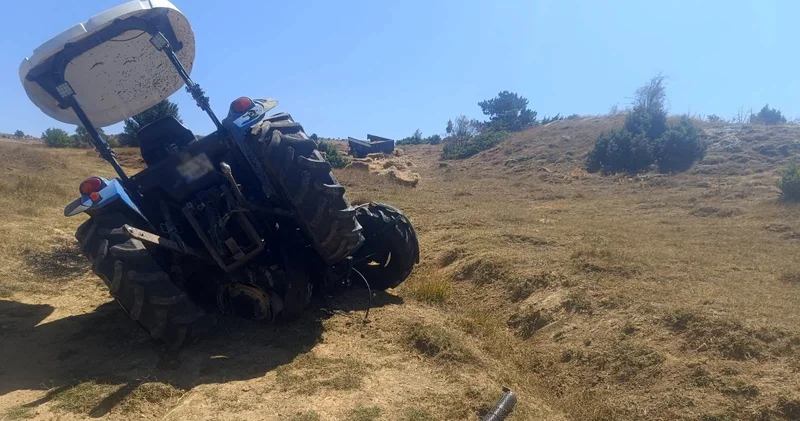 Uşak ta traktör devrildi: 1 çocuk öldü, 1 çocuk yaralandı