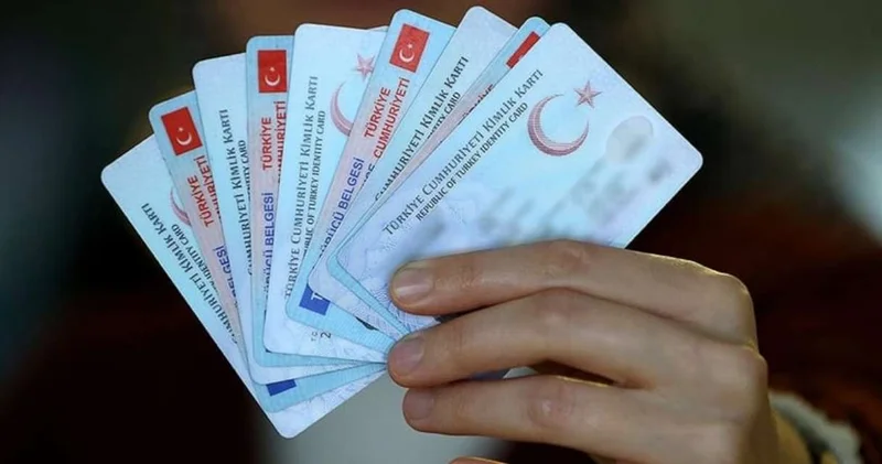 Sahte kimlikler bir tek Kilis te mi satıldı? Telefonlarında kimlik bilgileri ile yakalanmıştı