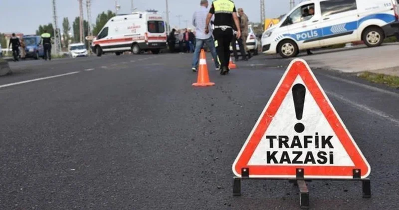 Muş ta minibüs şarampole devrildi: 1 i ağır 10 yaralı