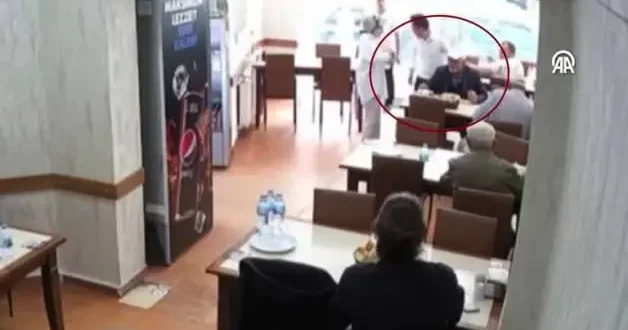Heimlich manevrası yine kurtardı
