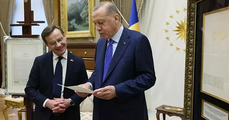 Diplomatik skandal! Türkiye ye ait gizli belgeler tuvalette unutuldu
