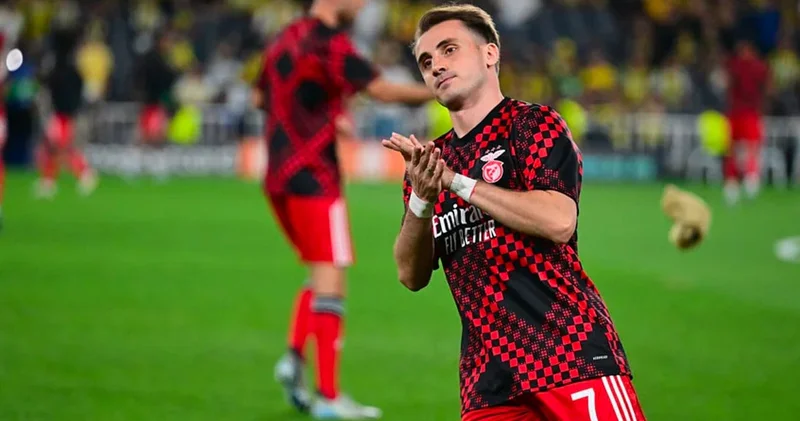 Kerem Aktürkoğlu maça saatler kala Fenerbahçe ye kararını iletti