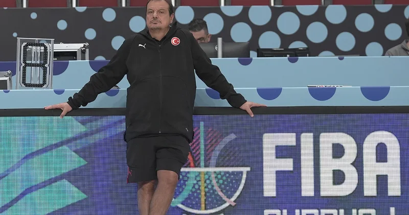 A Milli Basketbol Takımı Başantrenörü Ergin Ataman: Şampiyonaya hazırız, galibiyetle başlamak istiyoruz