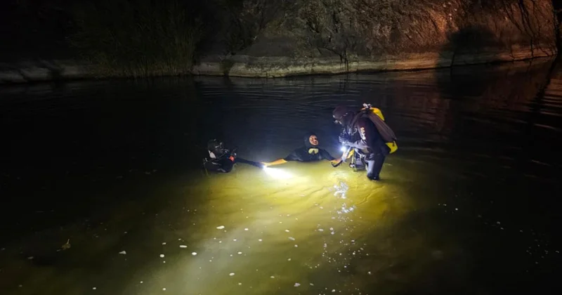 Bursa da çaya düşen kızını kurtarmak isteyen baba boğuldu