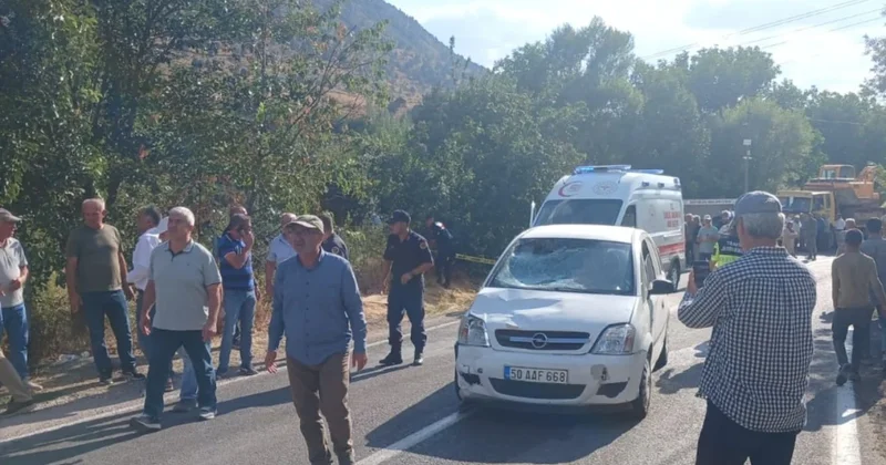 Kahramanmaraş ta otomobil kalabalığın arasına daldı: 1 ölü, 2’si ağır 4 yaralı Sözcü Gazetesi