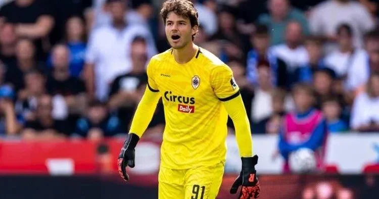 Galatasaray da hedefler belli: Ederson olmazsa Lammens