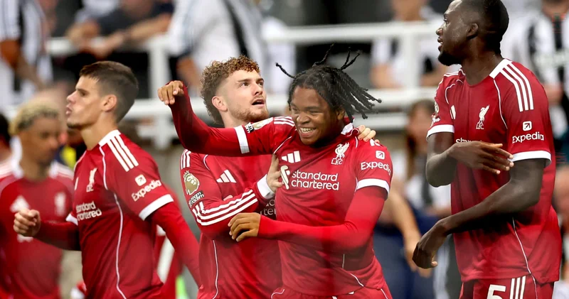 Premier Lig de nefes kesen maç! Liverpool, 16 lık yıldızıyla kazandı