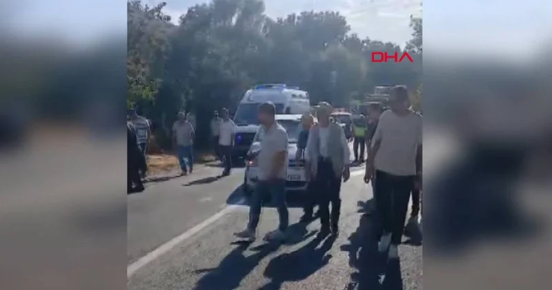 Cenazeye gidenlere otomobil çarptı: Ölü ve yaralılar var