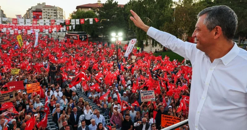 Özgür Özel genel başkan olur olmaz bunu yasaklamış! Bu hepimizi kandırmak olurdu