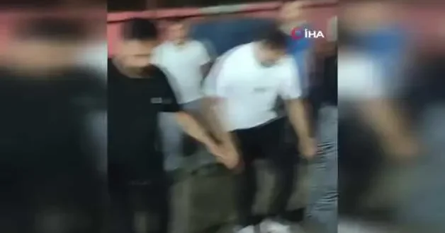 Sen misin drona para takan! Az kalsın parmaklarından oluyordu