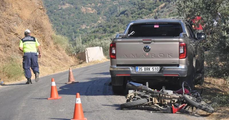 İzmir de pikapla motosiklet çarpıştı: 1 ölü
