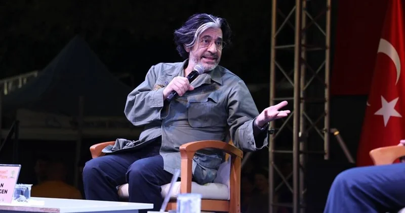 Okan Bayülgen in emeklilerle diyaloğu: Apıştım, kaldım Magazin haberleri