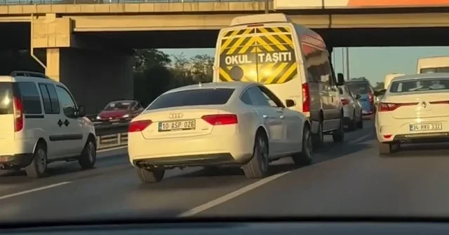 E5 de trafik terörü saniye saniye kayda alındı: Sosyal medyada paylaşılmak için defalarca makas attı VİDEO İZLE