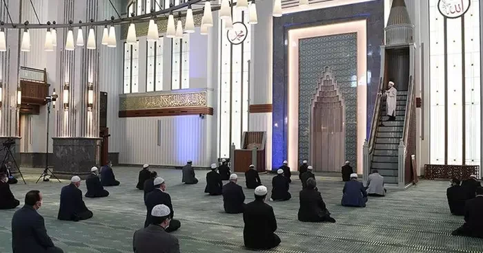 İstanbul da Cuma namazı vakti yaklaşıyor: 26 Eylül 2025 Cuma namazı saati